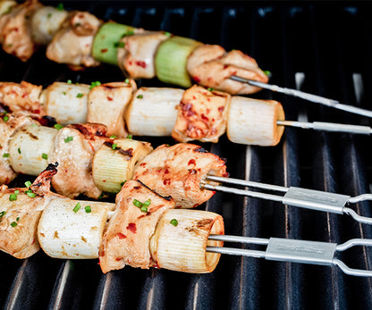 Spieße mit zwei Zinken